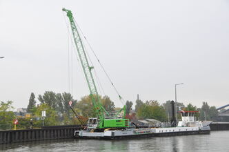 SENNEBOGEN 655 HD Seilbagger Raupe Raupenunterwagen Wasserbau