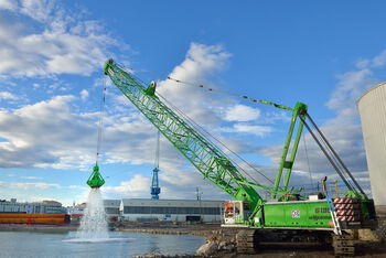 130 t duty cycle crane SENNEBOGEN 6130 dredging