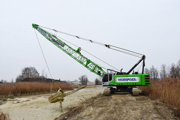 55 t duty cycle crane SENNEBOGEN 655 extraction quarrying dragline bucket