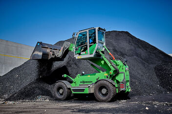 Robust telescopic handler for the waste recycling industry with elevating driver’s cab: the SENNEBOGEN 355 E – an ideal alternative to the wheel loader: Coal handling