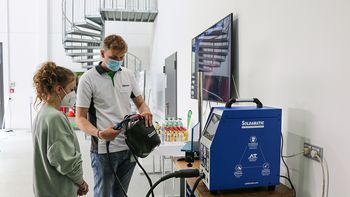 „Technik hautnah erleben bei SENNEBOGEN“ hieß es für sechs Schülerinnen im Rahmen des Girls‘ Day 2021