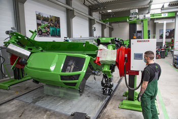 Telehandler production, SENNEBOGEN Plant 4, Wackersdorf, Multi Line