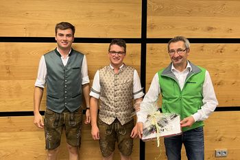SENNEBOGEN: Feinwerkmechaniker Ehrung