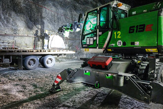 16 t telescopic crane, SENNEBOGEN 613, mobile crane in mining industry 