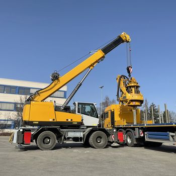 PICK AND CARRY CRANE, SENNEBOGEN 643, Industry, Bauer Schrobenhausen PICK AND CARRY CRANE, SENNEBOGEN 643, Industry, Bauer Schrobenhausen