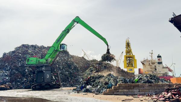SENNEBOGEN 875 E SENNEBOGEN 875 E