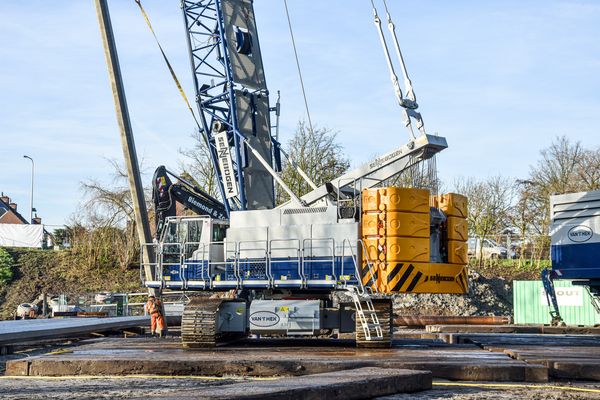 SENNEBOGEN 100 t Seilbagger 6100 Raupe Hebearbeiten Gründungsarbeiten