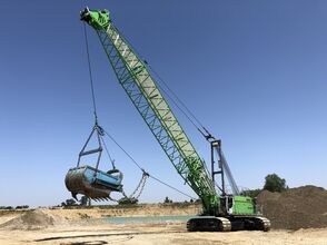 SENNEBOGEN 6140 HD rope excavator at gravel extraction in Ariège, France