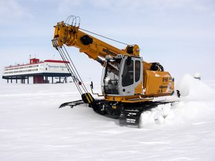 SENNEBOGEN 643 Crawler Telescopic crane / Telecrane Antarctica service crane