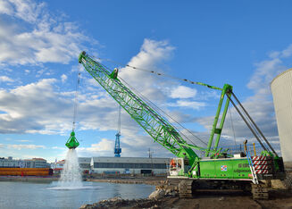 130 t duty cycle crane SENNEBOGEN 6130 dredging