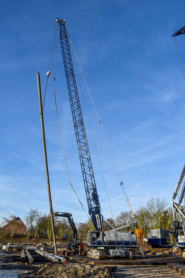 SENNEBOGEN 100 t Seilbagger 6100 Raupe Hebearbeiten Gründungsarbeiten