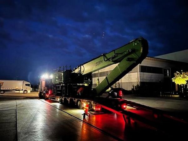 Maschinenstillstand_Seilkran fällt aus_SENNEBOGEN Mietmaschine Maschinenstillstand_Seilkran fällt aus_SENNEBOGEN Mietmaschine