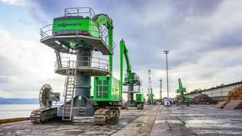 Four SENNEBOGEN 870 E material handlers at the quay in the Port of Hereke for scrap handling operations.