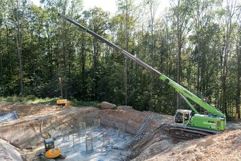 SENNEBOGEN 643 Crawler Telescopic crane / Telecrane Above ground construction