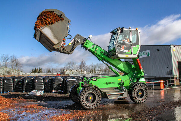  Telescopic forklift SENNEBOGEN 355 E for loading and stacking work in gardening and landscaping in Great Britain