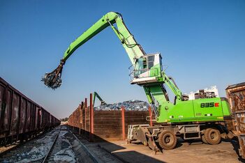 SENNEBOGEN material handler 835 E scrap handling orange peel grab