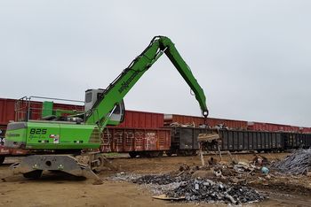 SENNEBOGEN 825 M Mobil Mobilunterwagen Schrottumschlag Umschlagmaschine Umschlagbagger