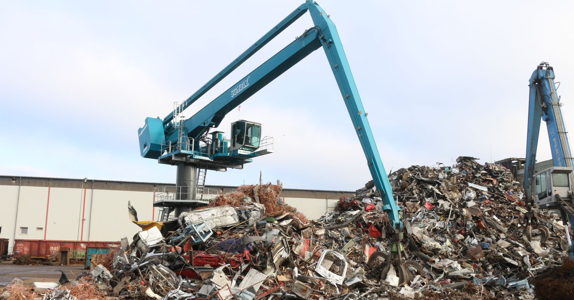 Everything else than just old scrap! Modern recycling with