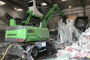 electric material handler SENNEBOGEN 821 E recycling waste management sorting grab