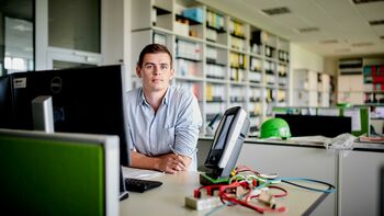 Success story: Entry as electrical engineer