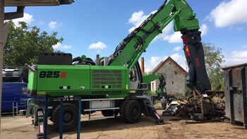 SENNEBOGEN 825 E Material handler with Vario Tool for handling / processing scrap