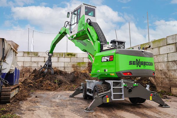 SENNEBOGEN 824 G-Mobilbagger-Recyclingmaschine