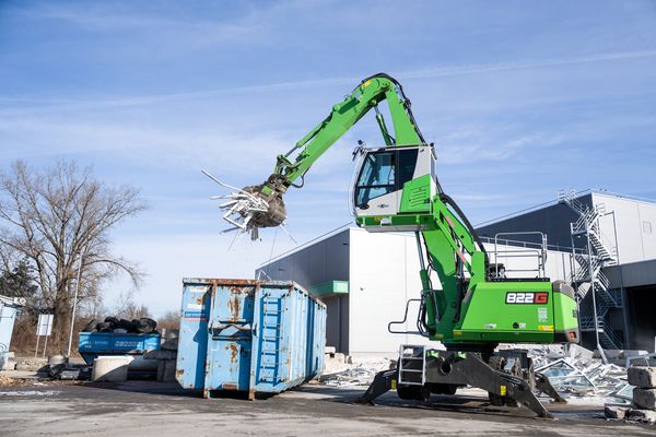 SENNEBOGEN 822 G, material handler for recycling contractor SENNEBOGEN 822 G, material handler for recycling contractor