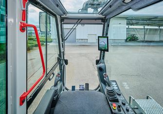 SENNEBOGEN_operator`s cab_Maxcab