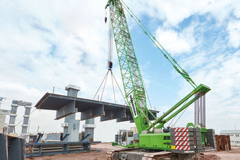 180 t 200 t crawler crane lattice boom crane SENNEBOGEN 5500 lifting works bridge assembly construction site crane