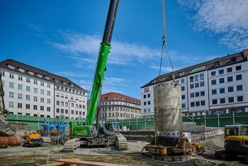 SENNEBOGEN 5500 G, 200 Tonnen Raupenkran im Spezialtiefbau, 2. S-Bahn Stammstrecke München, Deutsche Bahn