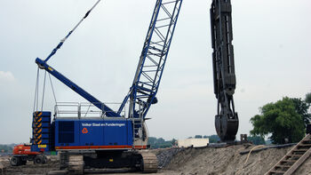 SENNEBOGEN 690 HD Seilbagger Raupe Raupenunterwagen Spezialtiefbau