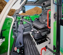 SENNEBOGEN_Fahrerkabine_Multicab