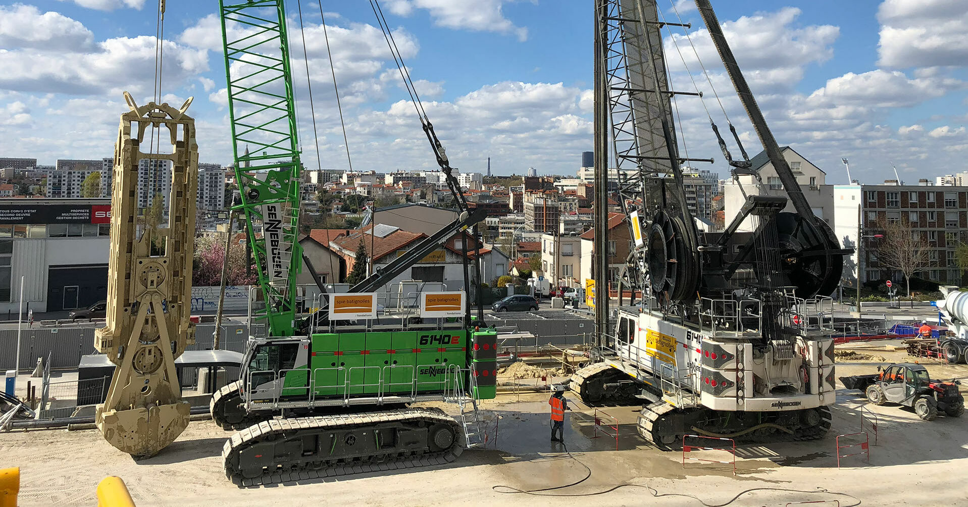 6140 E - 140 t duty cycle crane for heavy attachments + big