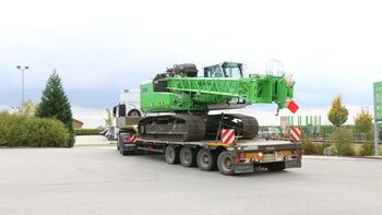 Kompakter Telekran / Teleskopkran SENNEBOGEN 643 einfacher Transport durch geringe Transportbreite ohne Genehmigung auf Tieflader