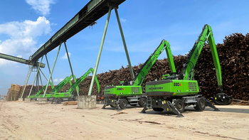 SENNEBOGEN 830 E - Holzumschlag