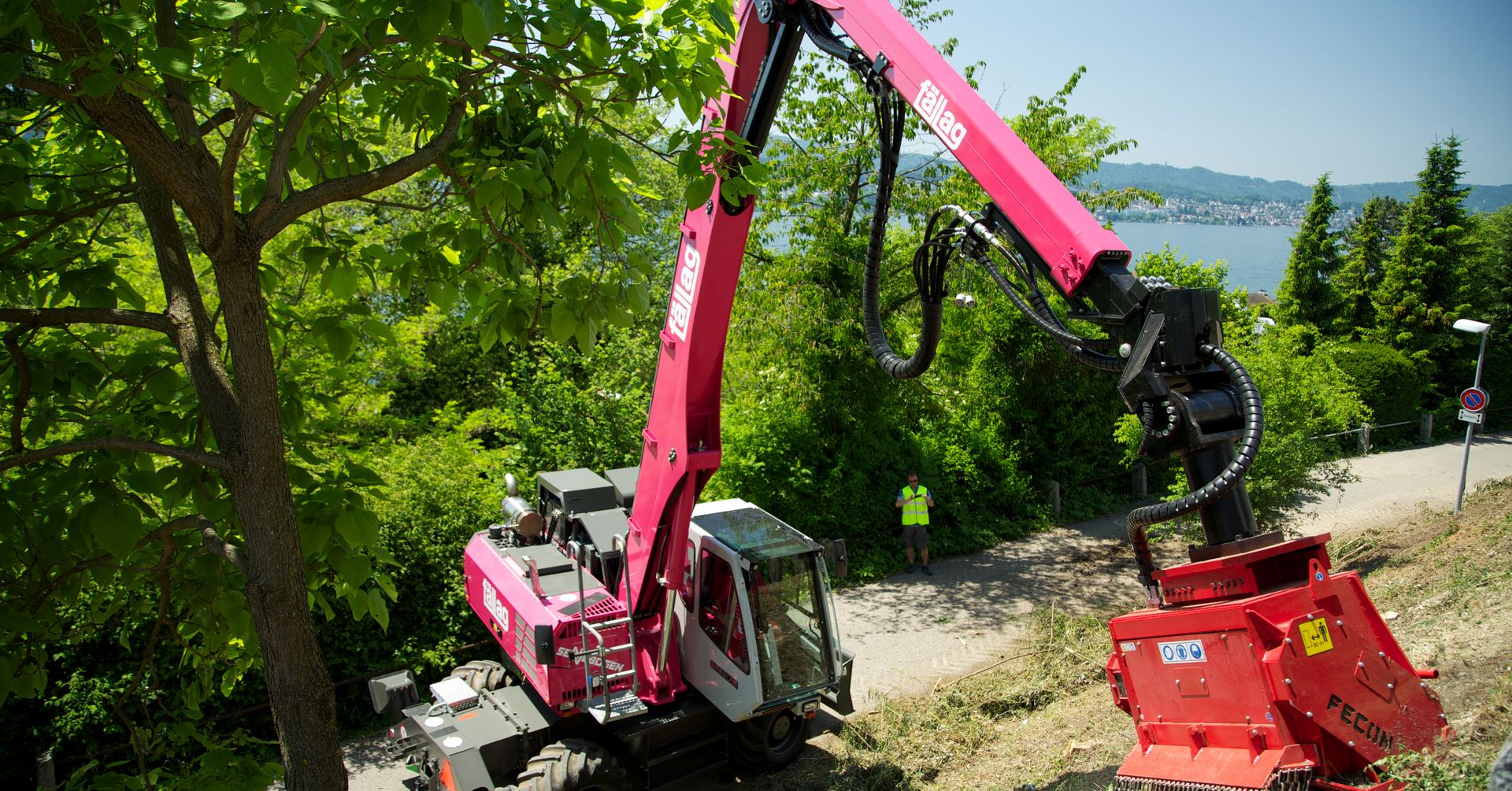 その他 1/50Conrad SENNEBOGEN ABI SENNEBOGEN presents itself with 9 machines at IFAT 2024