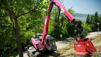 SENNEBOGEN 718 TELESKOPKRAN FORSTTELESKOPKRAN TELEKRAN Landschaftspflege Energieholzernte 