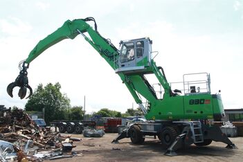 SENNEBOGEN 830 E Mobile Vario Tool material handler – Scrap handling