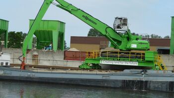 Platzsparend und extra leise: Der SENNEBOGEN 850 R in Alkmaar