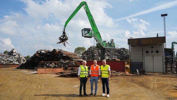 SENNEBOGEN 840-scrap handling-electric material handler