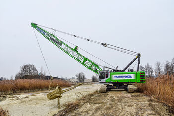 SENNEBOGEN duty cycle crane 655 E crawler gravel extraction dragline bucket