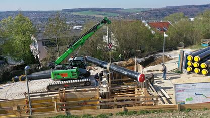 16 t Telekran im Rohrleitungsbau, Ausbau des Fernwärmenetzes, SENNEBOGEN 613