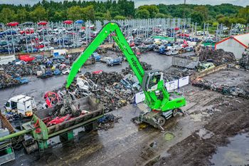 SENNEBOGEN 830 material handler, scrap handling