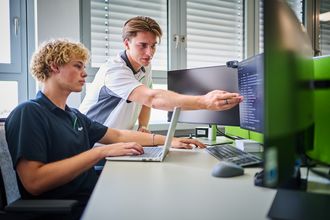 SENNEBOGEN Internship Semester