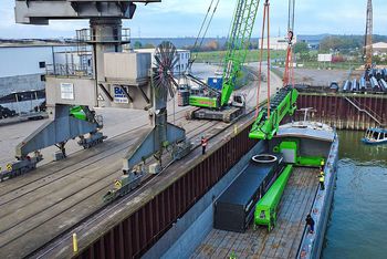 Verladung SENNEBOGEN 895 Konstanza Hafen Straubing