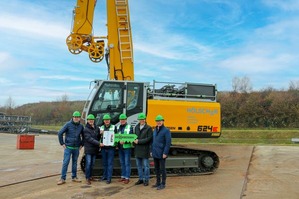 624 E Seilbagger für den Brunnenbau bei Hölscher