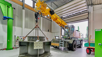SENNEBOGEN 643 Mobile Telescopic crane Telecrane Lifting work Industry Industrial use