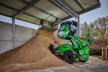 SENNEBOGEN Teleskoplader Telehandler 355 Geschwindigkeit Niederhalterschaufel hochfahrbare Kabine Recycling