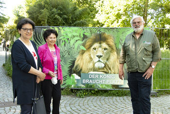 SENNEBOGEN spendet an Tierpark Straubing