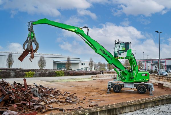 SENNEBOGEN_826_G_26_t_material_handler SENNEBOGEN_826_G_26_t_material_handler